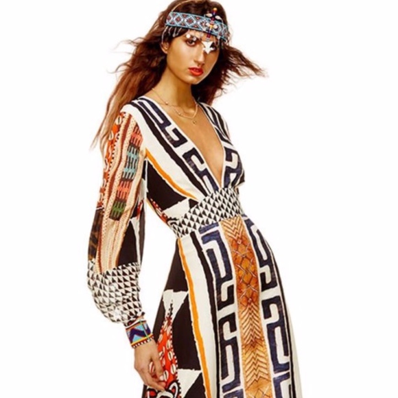Camilla Dresses & Skirts - Camilla Printed Lantern Sleeve Dress